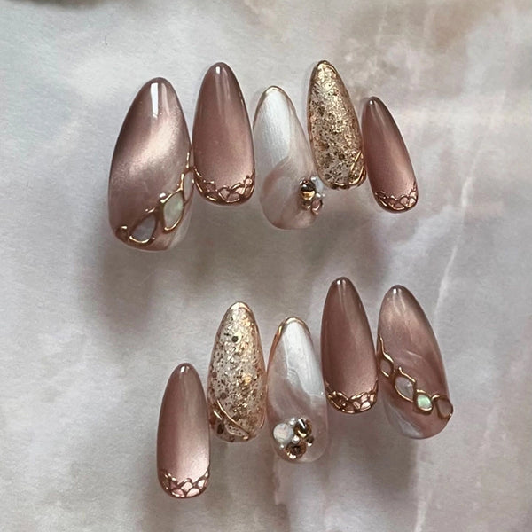 Press-On Nails Brown smudged diamonds, cat's eyes, fine flashes, romantic autumn and winter, three-dimensional metallic atmosphere, nail patch diamonds, 24 pieces