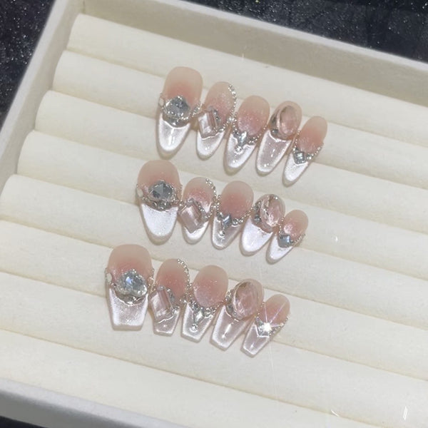 Press-On Nails Gel Nails DIY Nails Pure handmade phototherapy wears nails, boiled water, blush, cat's eyes, expensive flashing nails