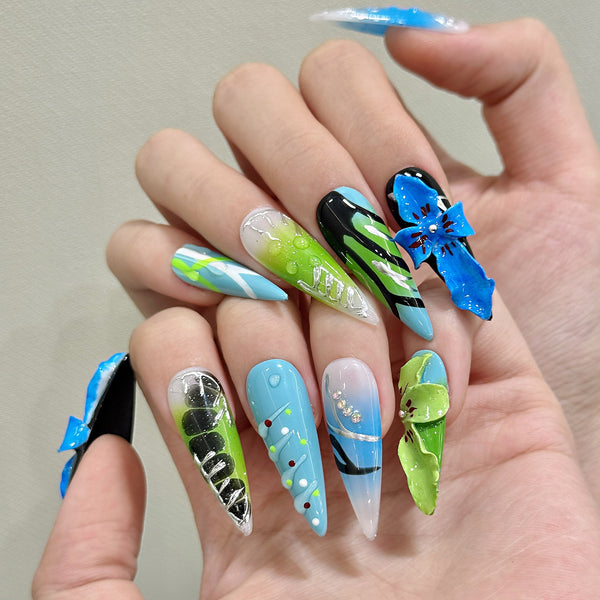 Press-On Nails Gel Nails DIY Nails Lost in Bali] blue carved resort style high-end sense cool hand-pinched flowers