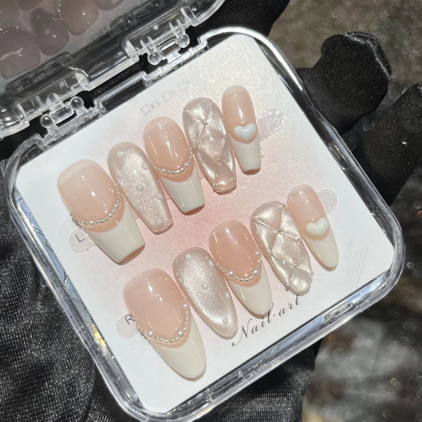 Press-On Nails Gel Nails DIY NailsHandmade phototherapy wearing nails cream puffs Hand-painted cat's eye diamond check cream French wearing nails